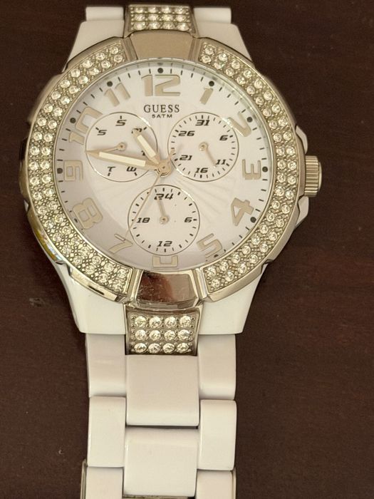 Ceas Guess alb dama