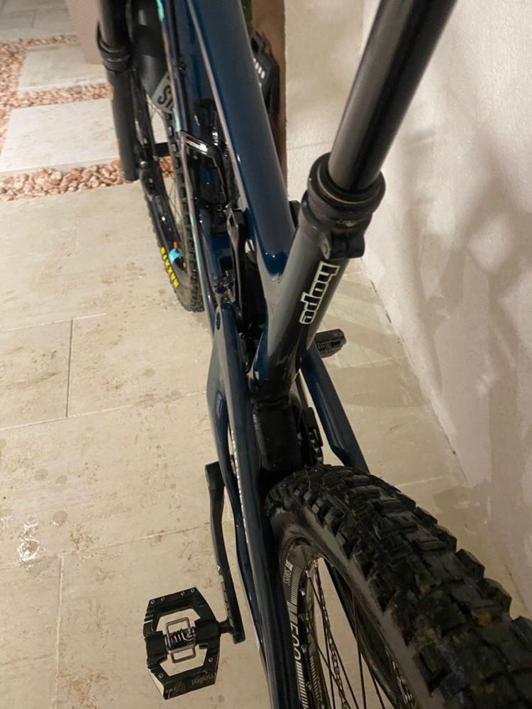 Bicicleta Santa Cruz Nomad C