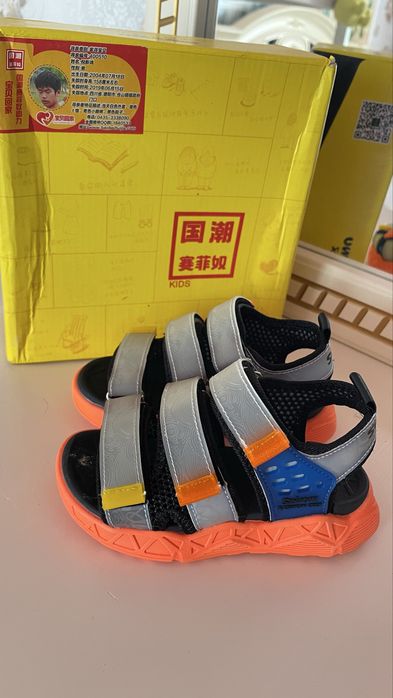 Обувь детская новая