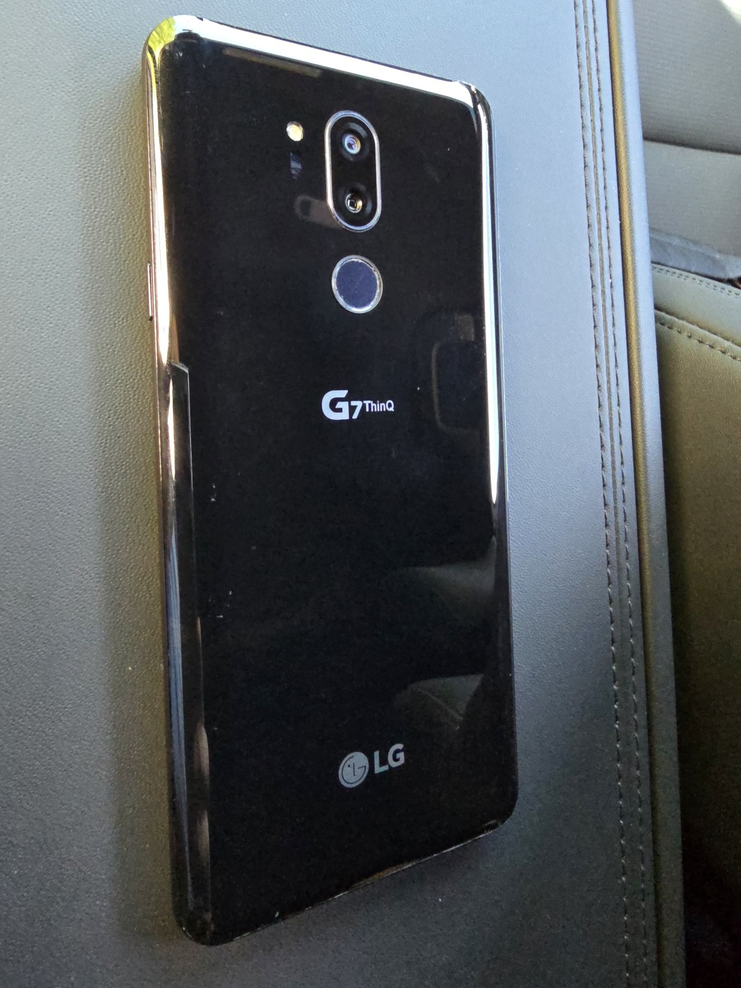 Lg G7 в отличном состоянии