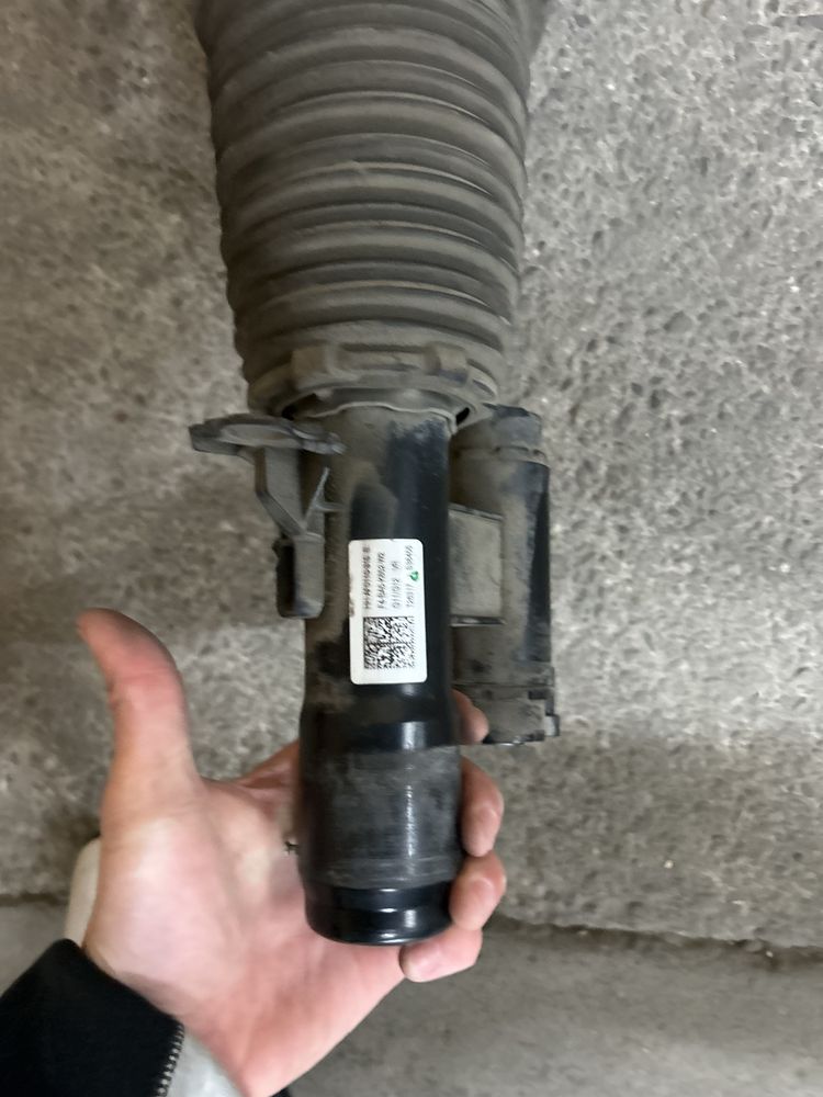 Amortizor / perna bmw G11 G12 x drive dreapta fata 2015-2023