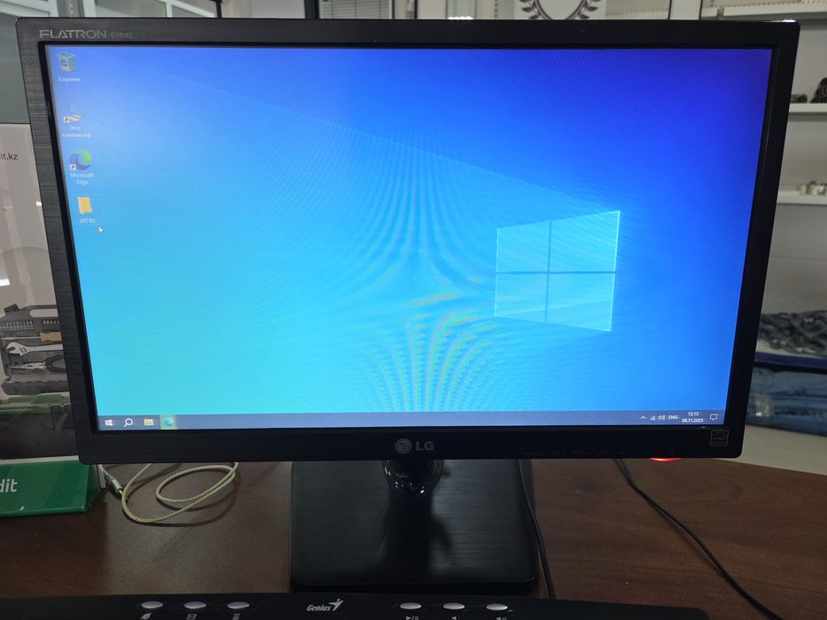 Продаю Монитор LG