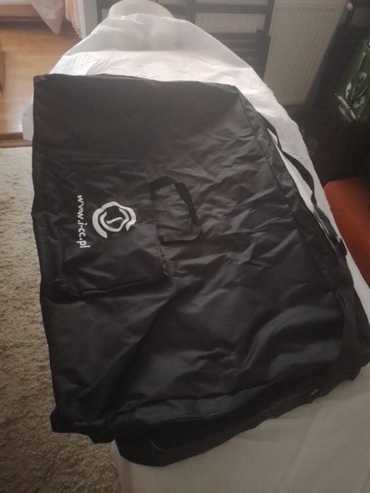 Masa de masaj reglabila , alba , la 550 lei