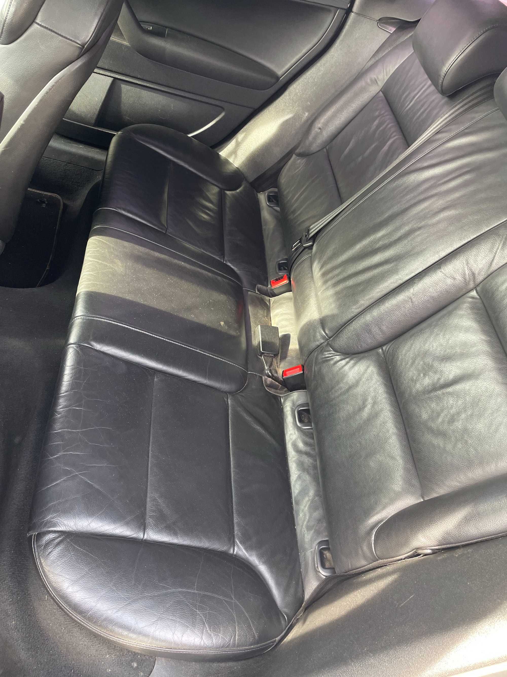 Interior piele pe negru sport  Audi A3 8P de Europa