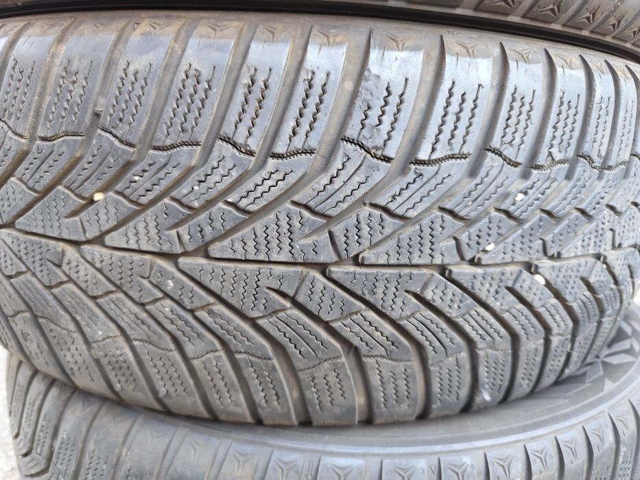 Anvelope 205 55 r17 iarna Kumho