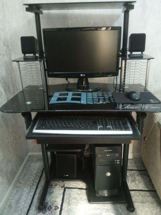 Kompyuter komplekti sotiladi (LG, Windows 10 bilan)