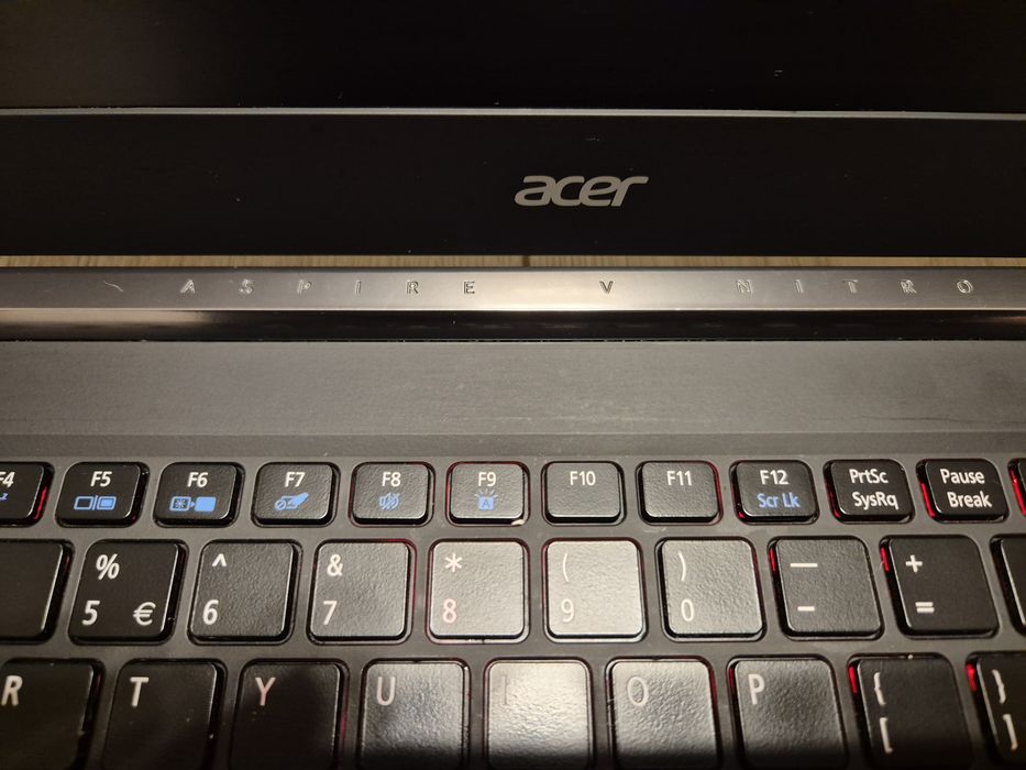 Vand laptop ACER Aspire V Nitro