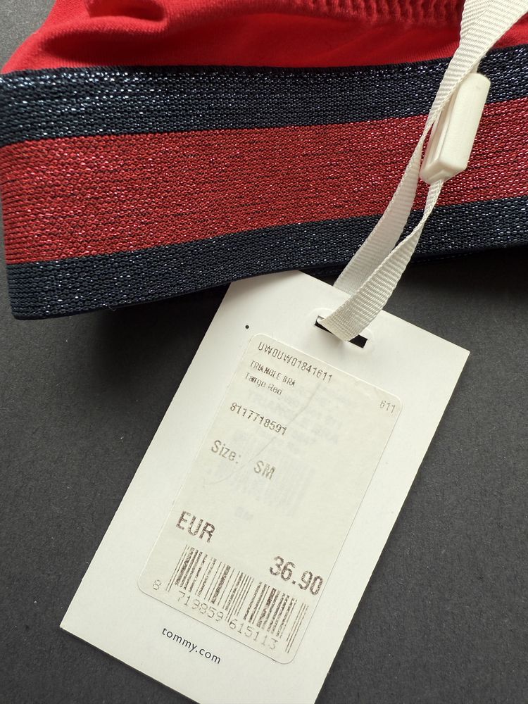 Сутиен с меки, триъгълни чашки Tommy Hilfiger /S, M, L/