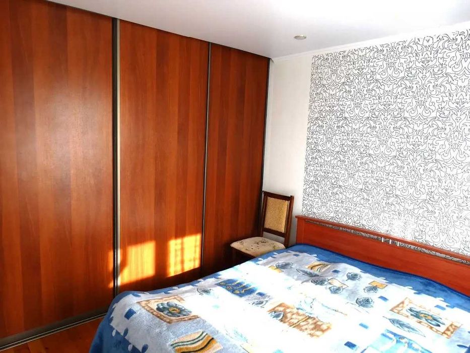 Продам 4-комнатную квартиру, 76 м² · 8/9 этаж, Курмангазы 154