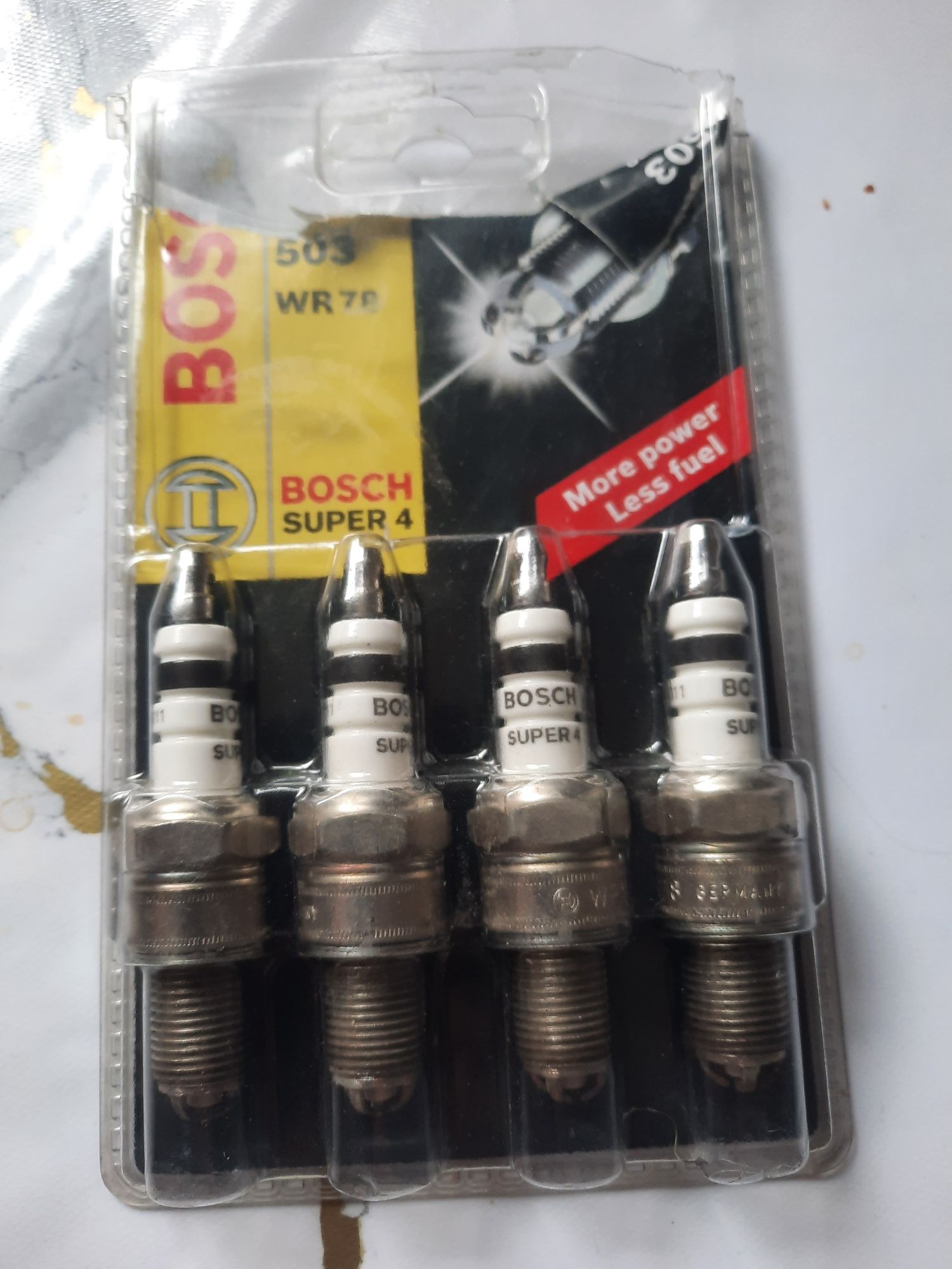 Продам свечи Bosch оригинальные четырёхконтактные Германия.