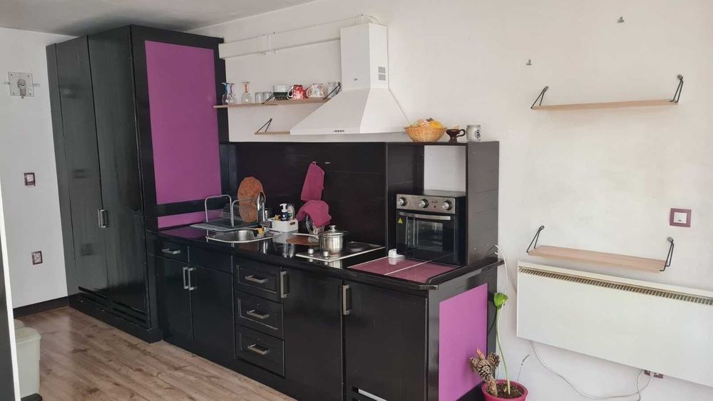 Дава се под наем Едностаен апартамент в София, Център - 50 кв.м за 480 € - Снимка #2