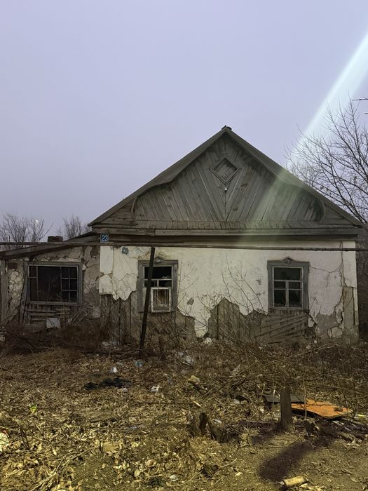 Продается дом на разбор.