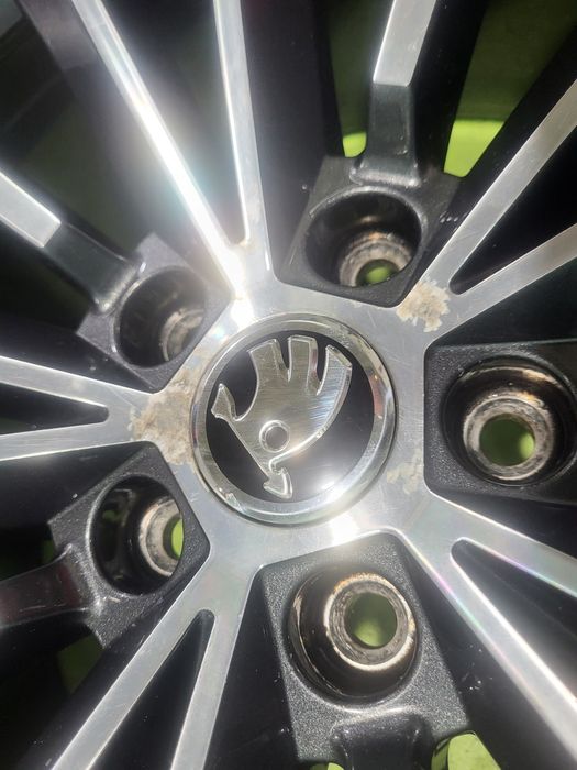 19 5x112 Skoda лети джанти 5х112 шкода