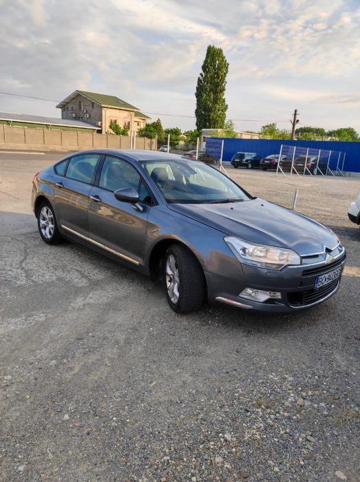 Dezmembrez citroen c5 2.2 hdi