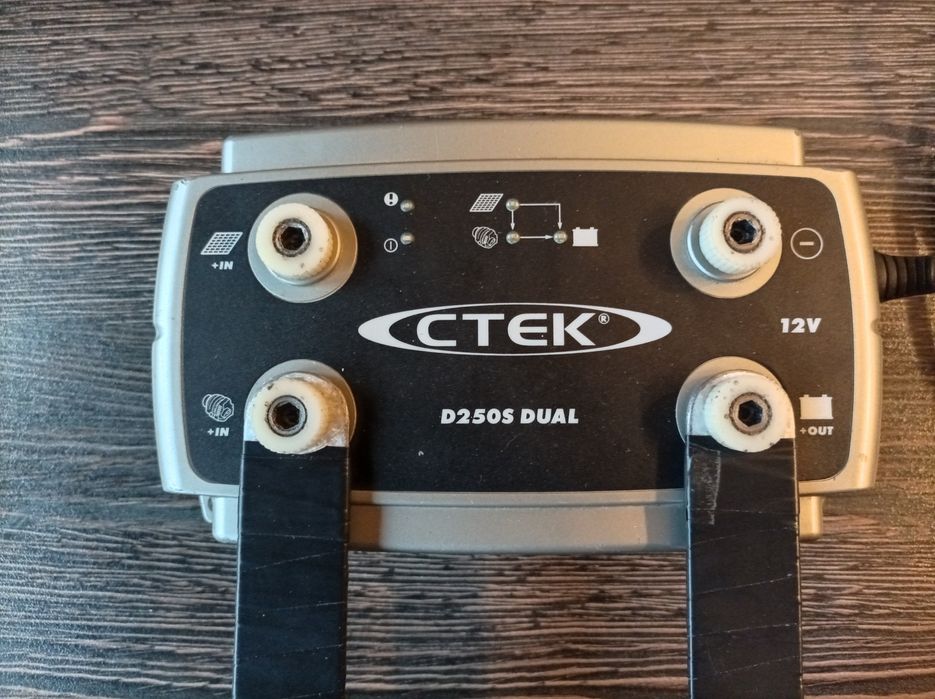 Зарядно ctek d250s dual smartpass