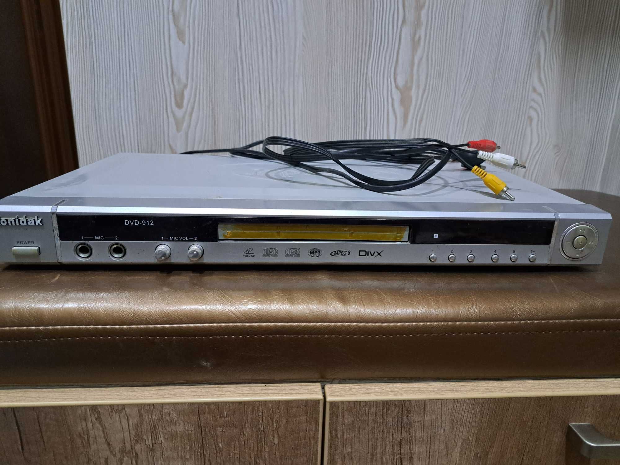 Продается DVD PLAYER