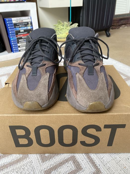 Yeezy 700 V1 Mauve cititi descrierea