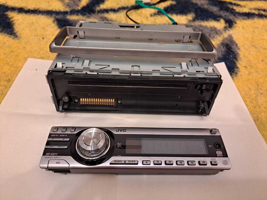 Vand Radio CD JVC KD-G611 cd mp3 player - hifi Mosfet