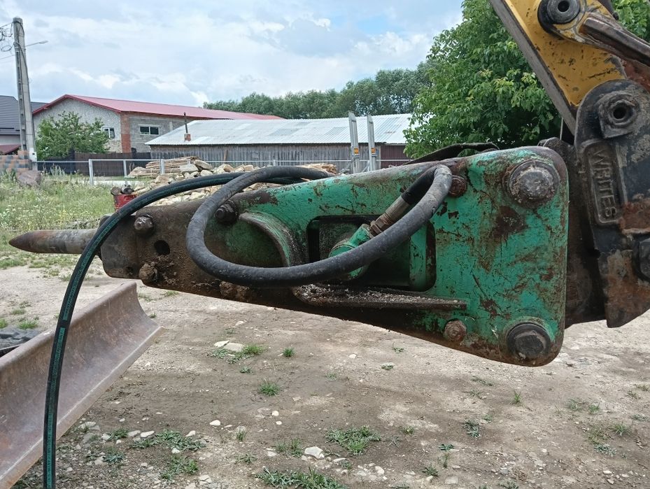 Picon pentru miniexcavator sau buldoexcavator