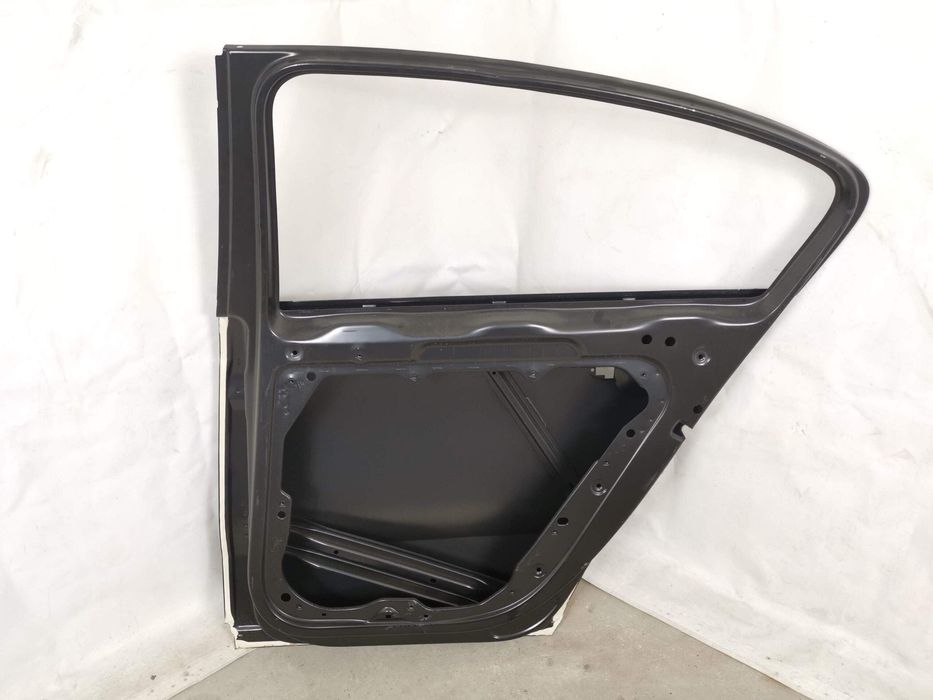 Дясна задна врата / Dясна zadna vrata Volkswagen VW Passat B7 [ - ] Ор