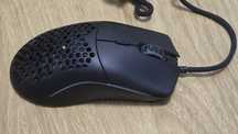 Mouse gaming puțin folosit model o