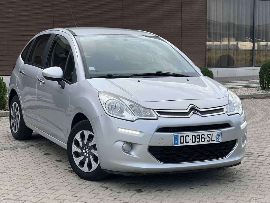 Vând Citroen C3 1.2i Benzină