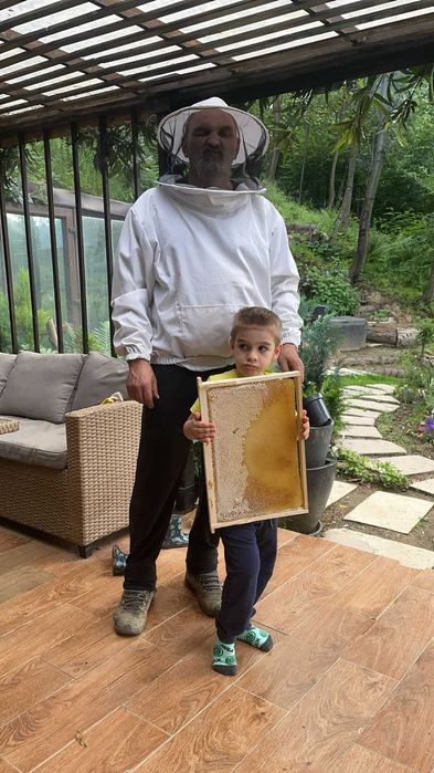 Miere si lapte de capra proaspăt 100% naturale