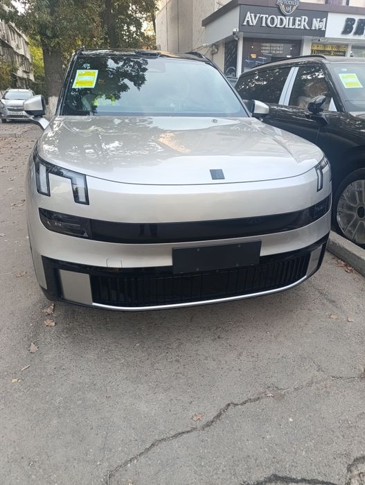 LYNK&CO 900  2 turbo маторли натариусга тайер