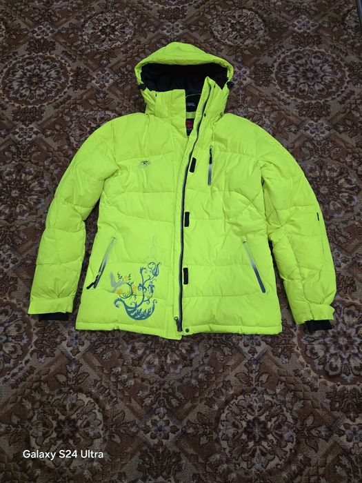 Продам пуховики в отличном состоянии