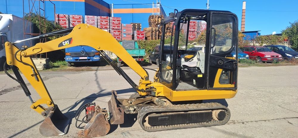 Vand miniexcavator Caterpillar 302.5C