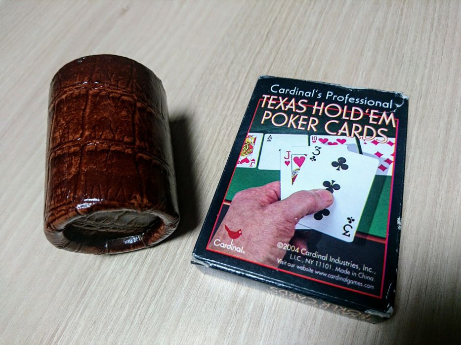 Cardinal Texas Hold'em Poker Cards + pahar zaruri