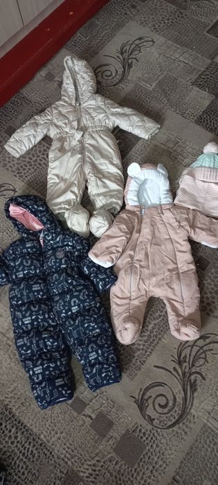 Продам три комбенизона осень весна