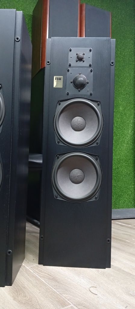 Тонколони ELAC EL-135