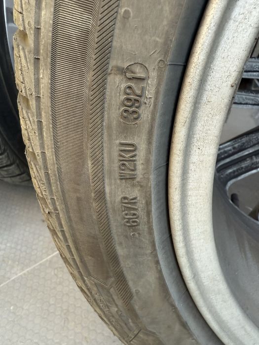 Vand set genti originale Seat cu cauciucucuri de iarna