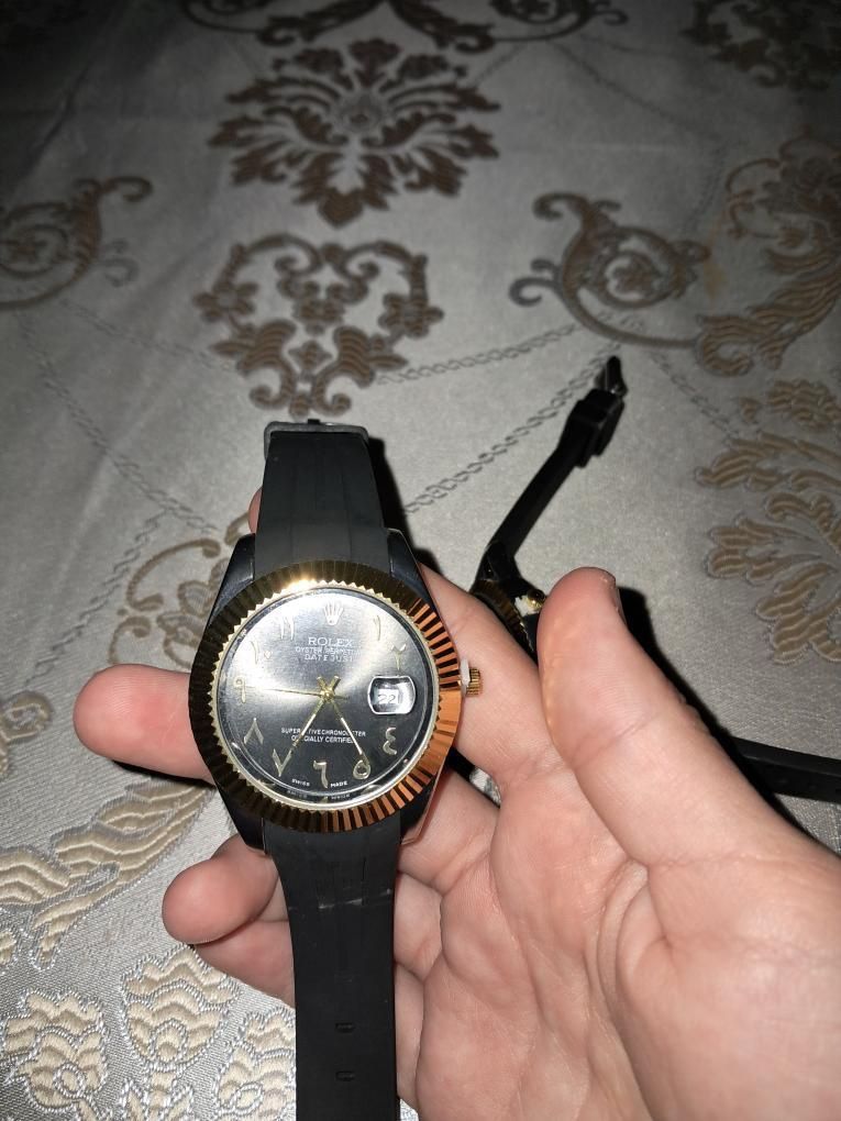 Rolex soatlari juflik uchib muljalangan
