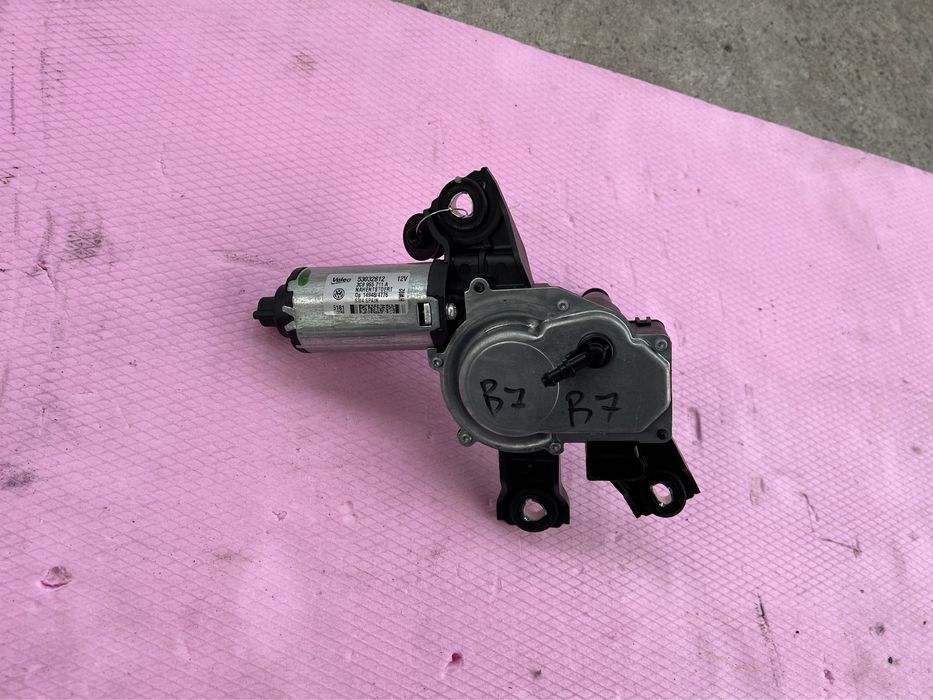 Motoras stergator luneta haion pt vw passat b7 break combi