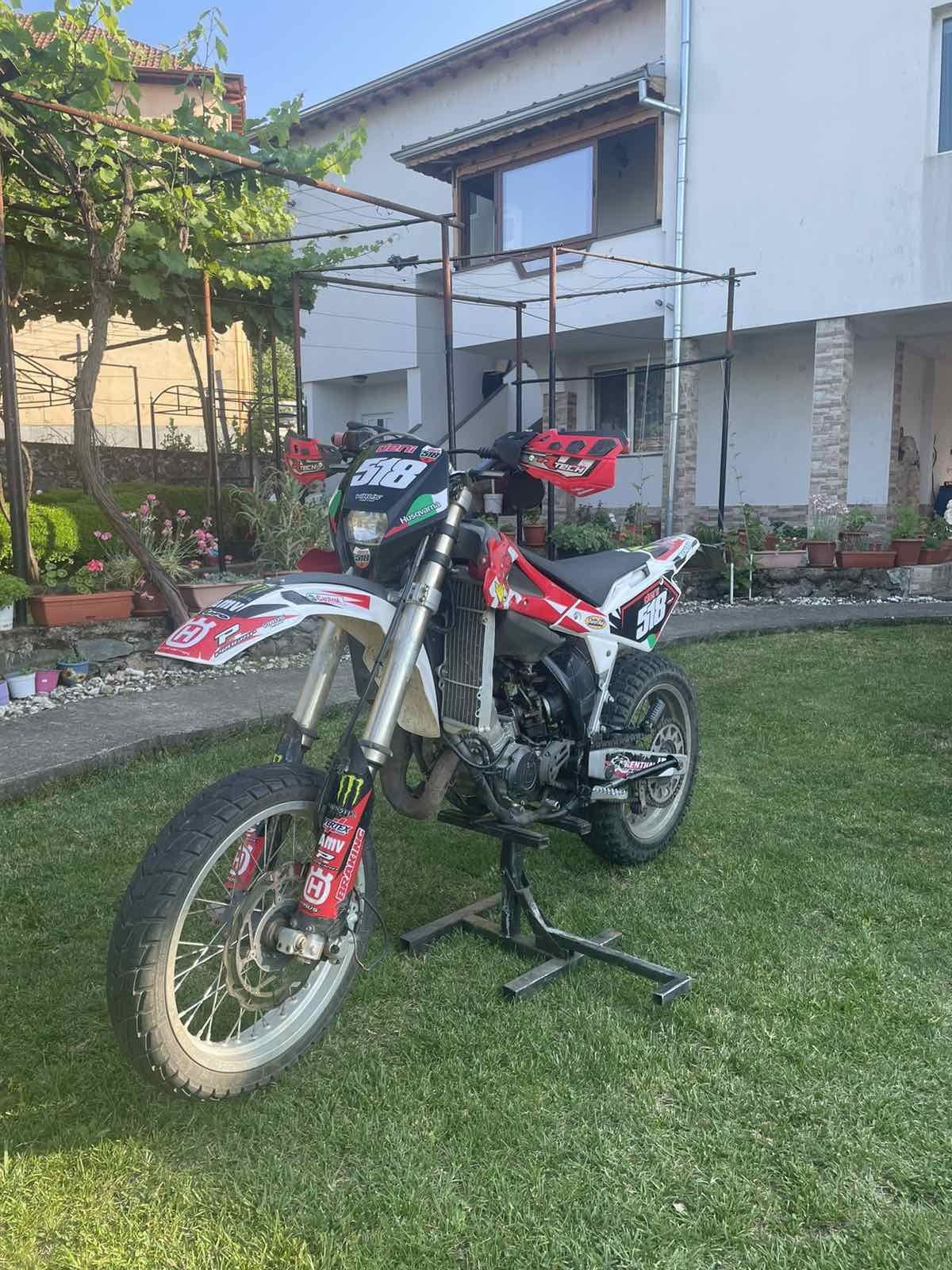 Husqvarna sm 125cc