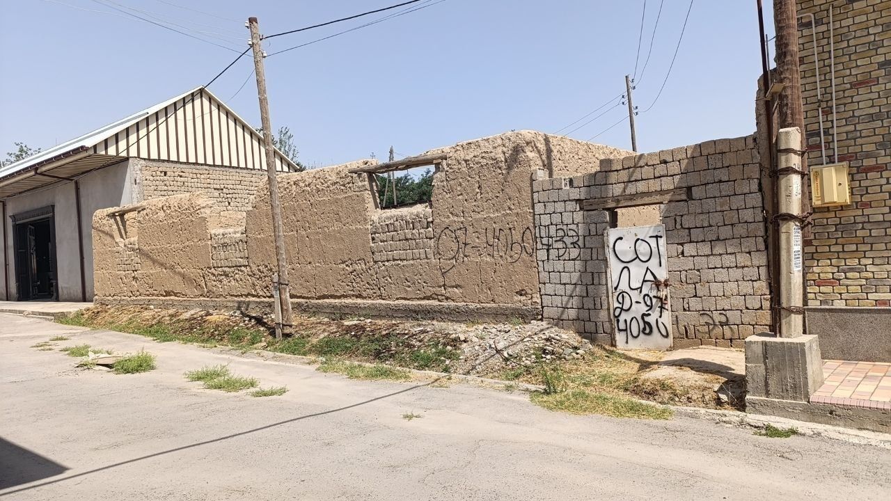 Atrofi uralgan yer maydoni sotiladi/Qaror chiqqan