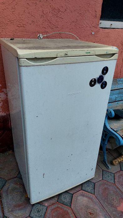 Холодильник сатылады