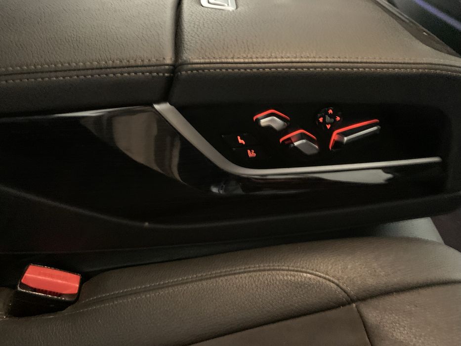 Interior individual banchete cu masaj m packet bmw g11