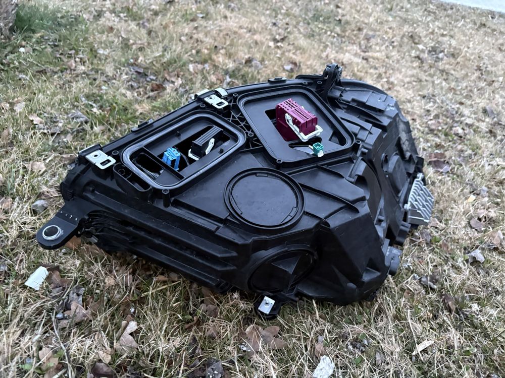 ляв фар за Mercedes W223  S class 2024 Digital light