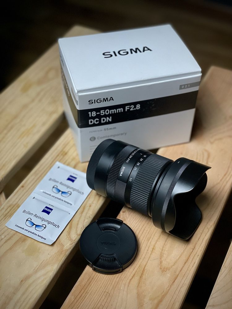 Объектив Sigma 18-50 DC DN f2.8 Sony E