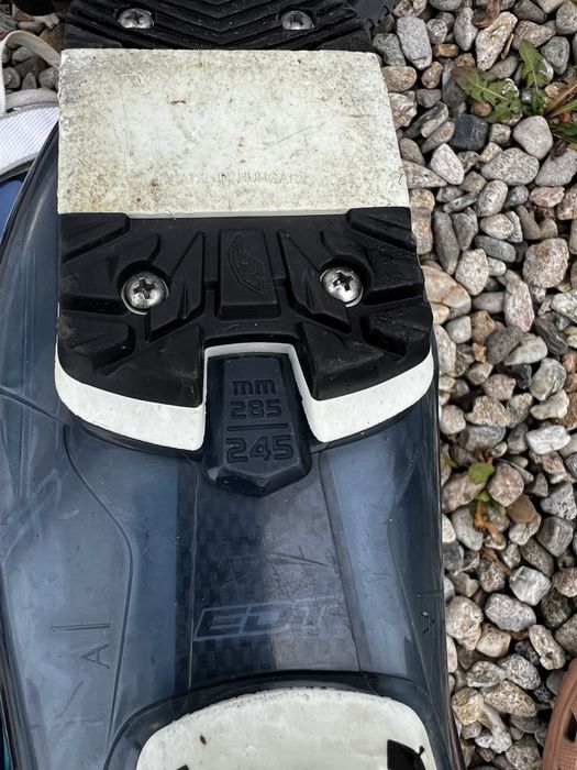 Clapari schi Atomic Nordica Head 24,5