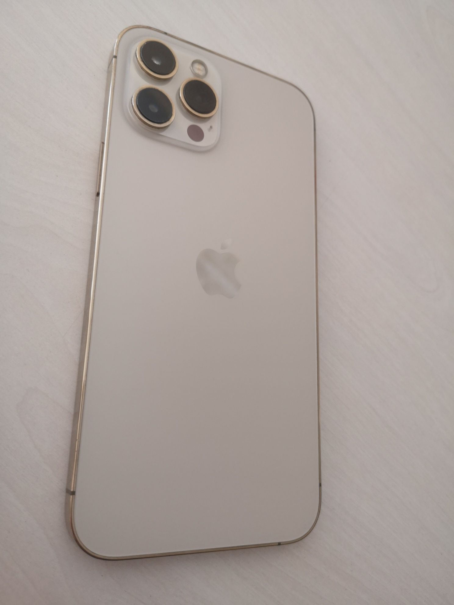 Iphone 12 Pro Max Gold- 256Gb/100 % Battery health