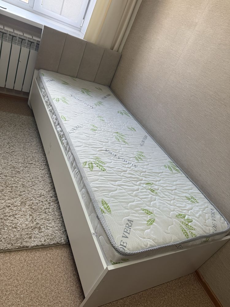 Продам 1 спальную кровать