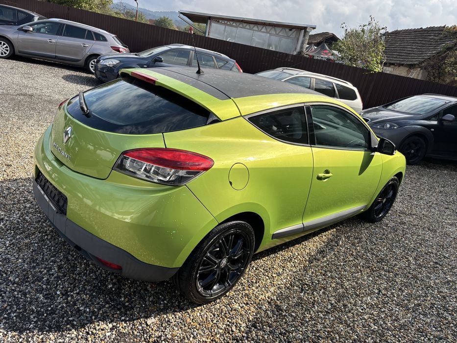 Renault Megane Coupe 1.6-16v - 110cp - 05/2012 - Climatronic -