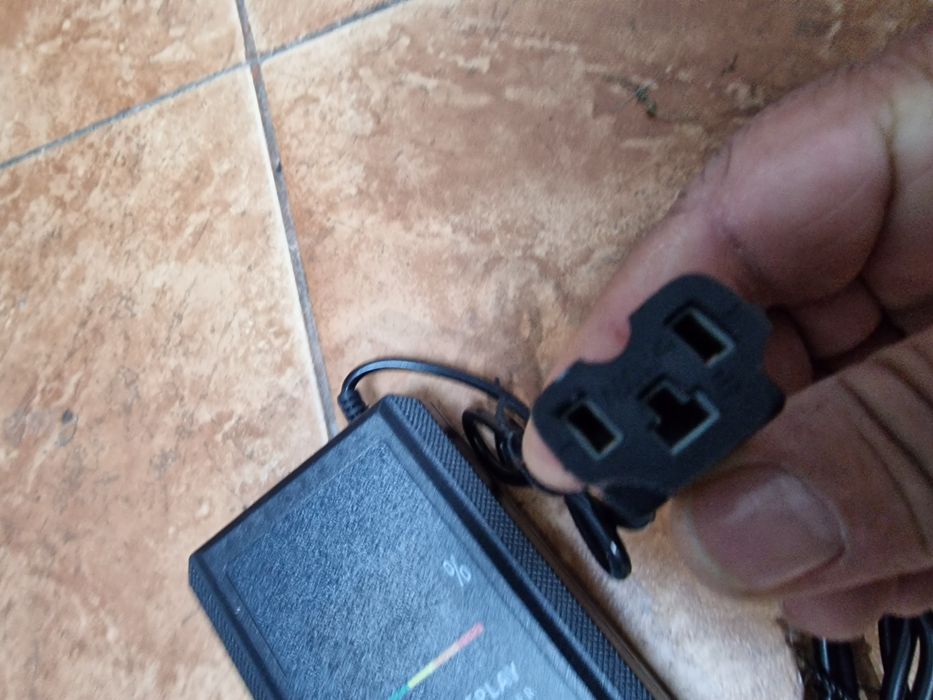 Incarcator triciclete electrice original 60V 20A-24A