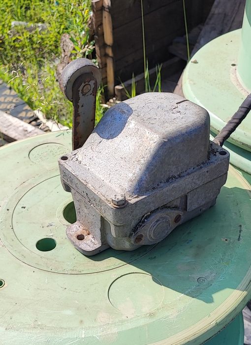 Краен изключват  КУ 501