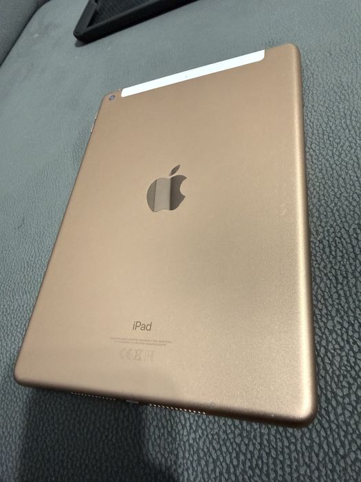 Apple Ipad generatia 6 (A1954) 128 GB cu SIM