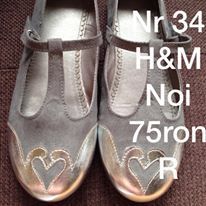 Pantofi pt fetite /H & M-uk nr 35(2 uk),noi